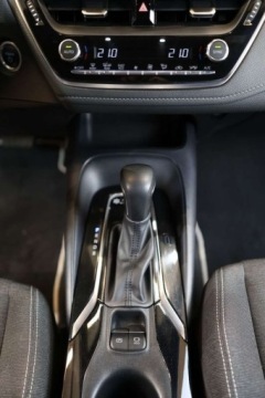 Toyota Corolla XII TS Kombi Facelifting 1.8 Hybrid 140KM 2023 Toyota Corolla 1.8 Hybrid Comfort 1.8 Hybryda 140KM, zdjęcie 18