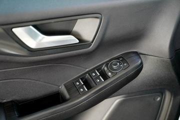 Ford Kuga III SUV Plug-In 2.5 Hybrid 190KM 2023 Ford Kuga VIGNALE skóra Nawi FUL LED el.klapa, zdjęcie 17