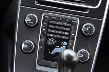 Volvo V60 I Kombi 1.6 DRIVe 115KM 2013 ZAREJESTROWANE 1.6D2 114KM SERWIS LIFT LEDY NAVI START/STOP PARKTRONIK, zdjęcie 31