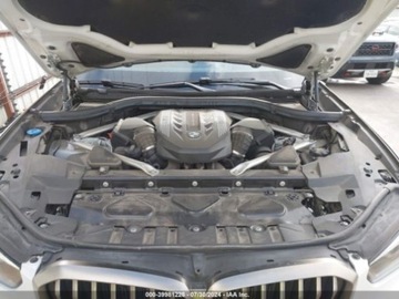 BMW X5 G05 M SUV 4.4 M 600KM 2022 BMW X5 2022r, M50I, 4.4L, XDrive 4.4 Benzyna 600KM, zdjęcie 12