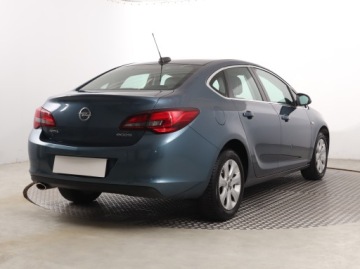Opel Astra J Sedan 1.4 Turbo ECOTEC 140KM 2017 Opel Astra 1.4 T, Salon Polska, GAZ, VAT 23%, zdjęcie 4