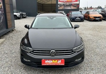 Volkswagen Passat B8 Variant Facelifting 2.0 TDI SCR 150KM 2020 Volkswagen Passat 2.0 TDI 150 KM BDB STAN 2020r Warszawa 2.0 Diesel, zdjęcie 9