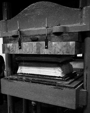 Бумага ручной работы А4 Душники Белая ~ 250г