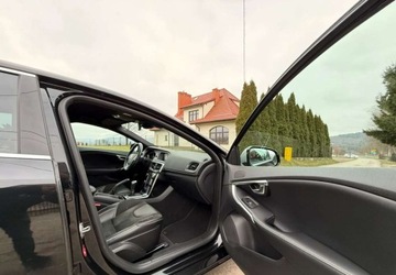 Volvo V40 II Cross Country 2.0 D4 DRIVE-E 190KM 2014 Volvo V40 Volvo V40 D4 RDesign 2.0 Diesel 190KM, zdjęcie 22
