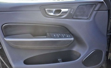 Volvo XC60 II 2021 Volvo XC 60 Volvo XC 60 B4 B Geartronic Momentum Pro 2.0 Benzyna 197KM, zdjęcie 21