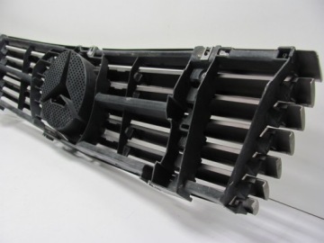 Решетка радиатора Mercedes R129 SL Grill до рестайлинга