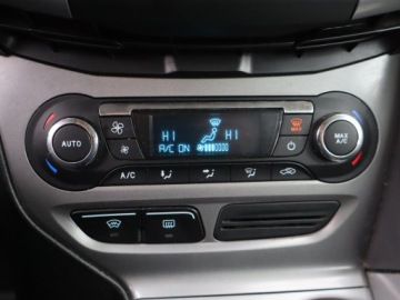 Ford Focus III Hatchback 5d 1.6 Duratec 105KM 2011 Ford Focus 1.6 i, Klima, Klimatronic, Parktronic, zdjęcie 12