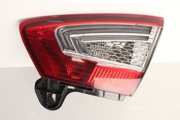 FORD MONDEO MK4 HB 10R- LAMPA PRAWA TYLNA PRAWY TYŁ W KLAPE