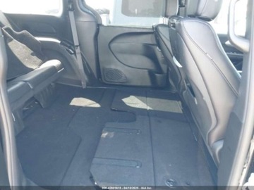 Chrysler Pacifica II 2024 Chrysler Pacifica Touring L, 2024r., 4x4, 3.6L 3.6 Benzyna 287KM, zdjęcie 7