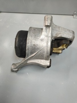 AUDI A4 8W B9 A5 F5 ULOŽENÍ MOTORU 8W0199371BF 1,4 2,0 TFSI