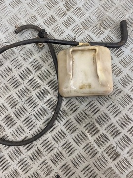 MITSUBISHI PAJERO I 82-91 NÁDOBKA VYROVNÁVACÍ KAPALINY CHLADÍCÍHO