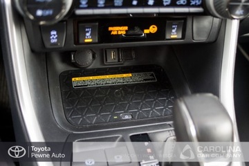Toyota RAV4 V SUV 2.5 Hybrid Dynamic Force 222KM 2021 Toyota RAV4 V (2018-) 2.5 Hybrid Comfort 4x4 Styl, zdjęcie 8