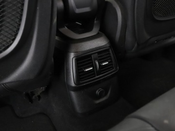 BMW Seria 2 F22-F23-F45-F46 Gran Tourer 218d 150KM 2017 BMW 218 2.0d Automat Gran Tourer Advantage, zdjęcie 33