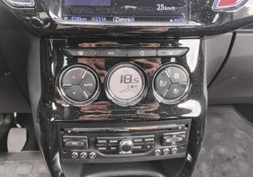 DS 3 2014 Citroen DS3 2014r, 1.2 Benzyna. Uszkodzony przod. Jezdzi, zdjęcie 14
