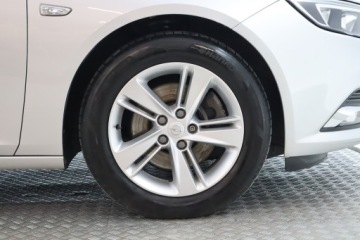 Opel Insignia II Sports Tourer 2.0 CDTI 170KM 2018 Opel Insignia 2.0 CDTI, 167 KM, Navi, Klima, zdjęcie 14