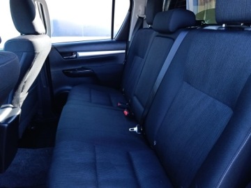 Toyota Hilux VIII Pojedyncza kabina 2.4 D-4D 150KM 2019 Toyota Hilux 2.4 D-4D Double Cab SR5 4x4 Toyota Hi, zdjęcie 15