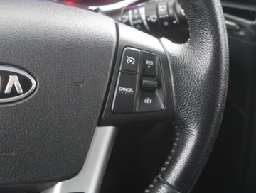 Kia Sorento II SUV 2.0 CRDi 150KM 2011 Kia Sorento 2.0 CRDI, 7 miejsc, Navi, Klima, zdjęcie 20