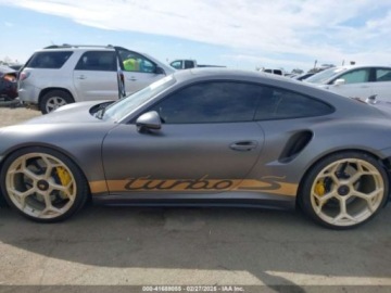 Porsche 911 991 Turbo/Turbo S Coupe 3.8 560KM 2015 Porsche 911 2015r., 911 Turbo S, od ubezpieczalni 3.8 Benzyna 560KM, zdjęcie 3