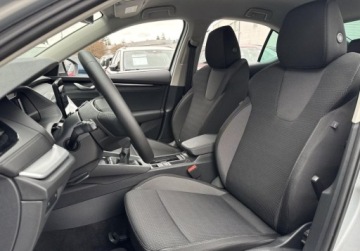 Skoda Octavia IV 2024 Skoda Octavia Selection 1.5TSI 150KM Gwarancja LED Kessy Virtual Cocpit Ka, zdjęcie 8