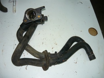 Krócic wody z wężami 058121133B Audi A4