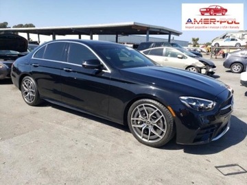 Mercedes Klasa E W213 2021 Mercedes-Benz Klasa E 2021, 2.0L, od ubezpieczalni 2.0 Benzyna 255KM