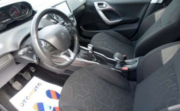 Peugeot 2008 I SUV 1.2 PureTech 82KM 2015 Peugeot 2008 1.2 82KM LEDY Klima Zero korozji Oryginalne szyby Stan BDB 1.2, zdjęcie 8
