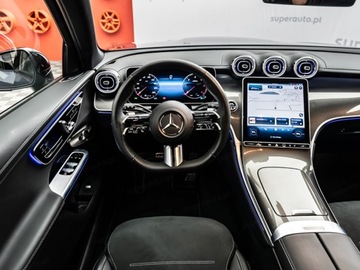 Mercedes GLC C254/X254 Coupe 2.0 220d 197KM 2026 MERCEDES-BENZ GLC 220 d 4-Matic AMG Line Suv 197KM 2026, zdjęcie 9