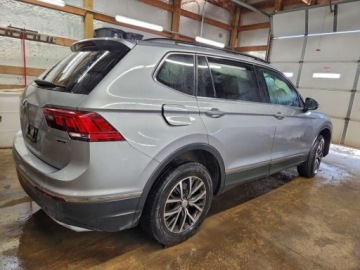 Volkswagen Tiguan II SUV 2.0 TSI 190KM 2020 Volkswagen Tiguan 2020 VOLKSWAGEN TIGUAN SE 2.0 Benzyna 190KM, zdjęcie 2