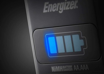 ЗАРЯДНОЕ УСТРОЙСТВО AA AAA R6 R3 +4 батарейки типа AA