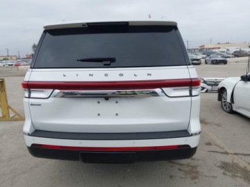 Lincoln Navigator III 2024 Lincoln Navigator 2024 LINCOLN NAVIGATOR BLACK LABEL L 3.5 Benzyna 440KM, zdjęcie 6