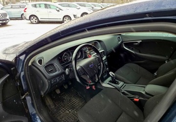 Volvo V40 II Cross Country D2 115KM 2014 Volvo V40 Volvo V40 D2 Momentum 1.6 Diesel 115KM, zdjęcie 1