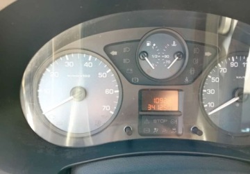 Peugeot Partner II Tepee Facelifting 2015 1.6 BlueHDi 100KM 2015 Peugeot Partner Peugeot Partner 1.6 Diesel 100KM, zdjęcie 9