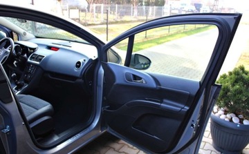 Opel Meriva II Mikrovan 1.4 Twinport ECOTEC 100KM 2010 Opel Meriva 1.4 i Tapicerka czesciowo pokryta skora Tempomat 1 rok gwar, zdjęcie 14