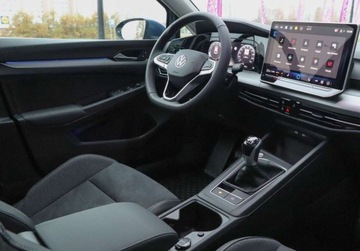 Volkswagen Golf VIII Hatchback Facelifting 1.5 TSI 150KM 2025 Volkswagen Golf 150 KM, Art Velours, Pakiet Zimowy, od reki 1.5 Benzyna, zdjęcie 15