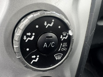 Toyota Yaris II Hatchback 5d 1.0 VVT-i 69KM 2006 Toyota Yaris Raty Zamiana Gwarancja zadbana zdrowa, zdjęcie 14