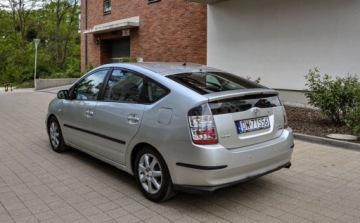 Toyota Prius II 1.5 VVT-i 78KM 2004 Toyota Prius 1,5 LPG Hybryda Automat Salon PL 1.5 BenzynaLPG 78KM, zdjęcie 2