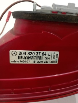 MERCEDES C TŘÍDA W204 PŘED FACELIFTEM SVĚTLO LEVÝ ZADNÍ EVROPA 2048203764