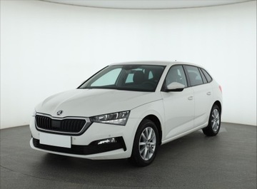 Skoda Scala Hatchback 1.0 TSI 110KM 2021 Skoda Scala 1.0 TSI, Salon Polska, 1. Właściciel, zdjęcie 1