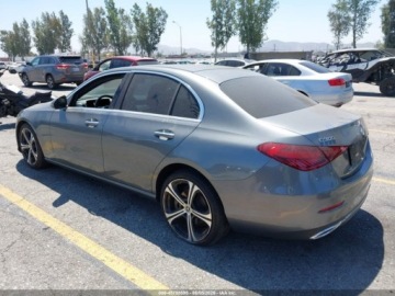 Mercedes CLC 2023 Mercedes-Benz CLC 300 Sedan 2023 2.0 Benzyna 255KM, zdjęcie 2