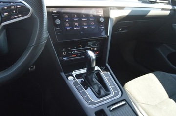 Volkswagen Arteon Fastback Facelifting 2.0 TSI 190KM 2022 Volkswagen Arteon 2.0TSI 190KM,ELEGANCE,DSG,Salon PL, Serwis ASO, 1 wlasci, zdjęcie 17