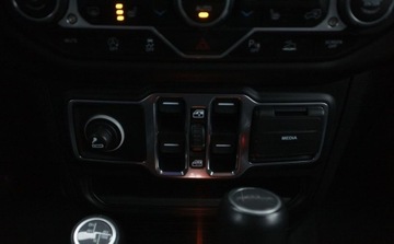 Jeep Gladiator Gladiator JT Seria 0 3.0 V6 MultiJet 264KM 2022 Jeep Gladiator 3.0 V6 MultiJet Overland aut Najbogatszy Od Reki FVat Zadba, zdjęcie 14