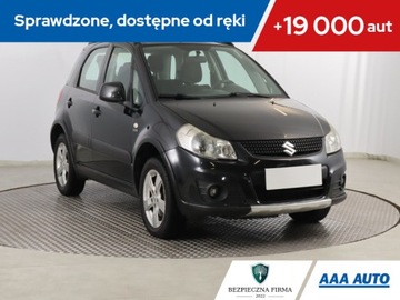 Suzuki SX4 I Hatchback Facelifting 1.6 DDiS 90KM 2010 Suzuki SX4 1.6 DDiS, Navi, Klima, Parktronic,ALU