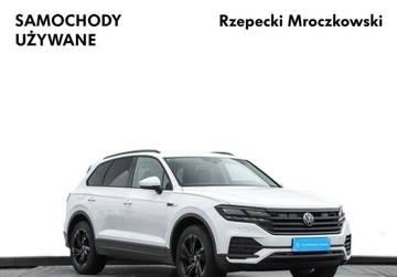 Volkswagen Touareg III SUV 3.0 V6 SCR TDI 231KM 2022 Volkswagen Touareg 3.0 TDI 231KM Tiptronic, Reflektory LED Matrix, Kamera, zdjęcie 2