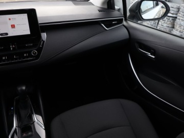 Toyota Corolla XII Sedan 1.5 VVT-i 125KM 2022 Toyota Corolla 1.5 VVT-i, Salon Polska, zdjęcie 7