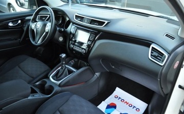 Nissan Qashqai II Crossover 1.6 dCi 130KM 2015 Nissan Qashqai 1.6 DCI 130km Kamera Nawigacja 1.6 Diesel 130KM, zdjęcie 16