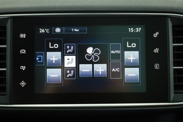 Peugeot 308 II SW 1.2 PureTech 130KM 2014 Peugeot 308 1.2 PureTech, Skóra, Navi, Klima, zdjęcie 9