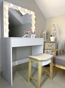 ТАБУРЕТ, ТАРЮК ДЛЯ ТАРЮКА, БЕЖЕВЫЙ ДЕРЕВЯННЫЙ СТУЛ