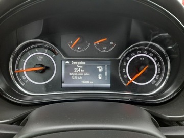 Opel Insignia I Hatchback Facelifting 1.6 CDTI Ecotec 136KM 2016 Opel Insignia Zarejestrowany I ubezpieczony, po, zdjęcie 18