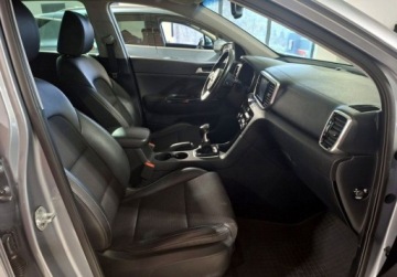 Kia Sportage IV SUV Facelifting 1.6 GDI 132KM 2018 Kia Sportage LED Climatronic Navi Keyless Kamera Alu 17 Salon PL Dealer Kia, zdjęcie 22