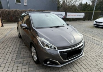 Peugeot 208 I Hatchback 5d Facelifting 1.2 PureTech 82KM 2018 Peugeot 208 1,2 83KM Klimatyzacja Serwis 1.2 Benzyna 83KM, zdjęcie 2